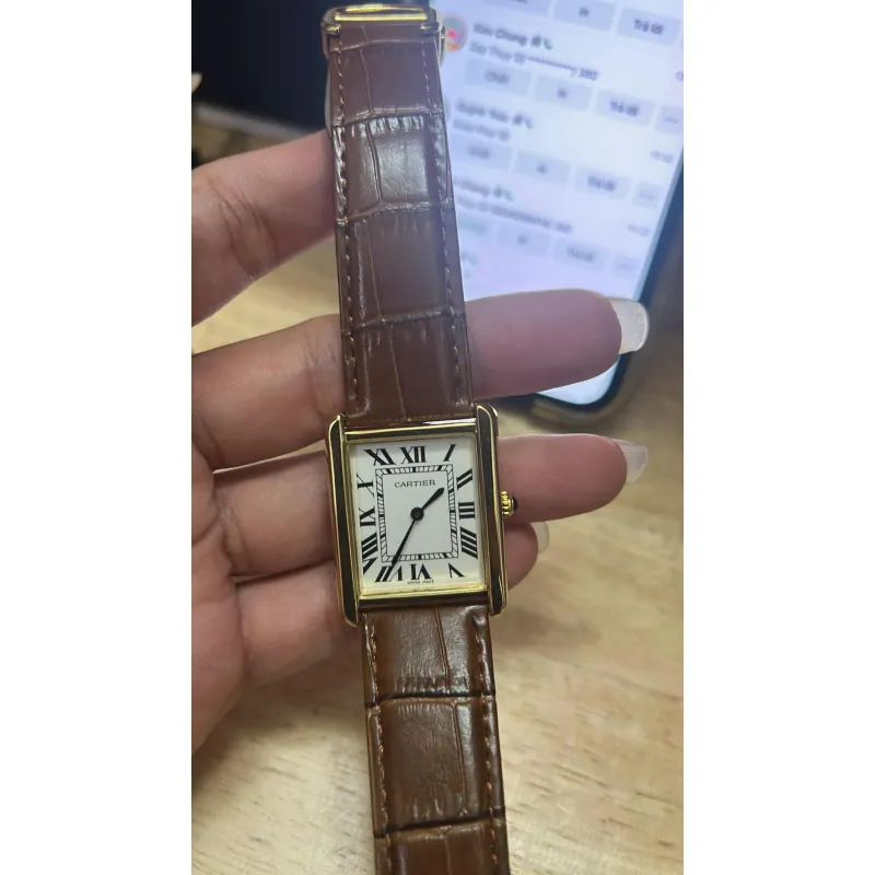 Đồng hồ nữ Cartier Tank La Special  quartz dây da nâu sang trọng 675316