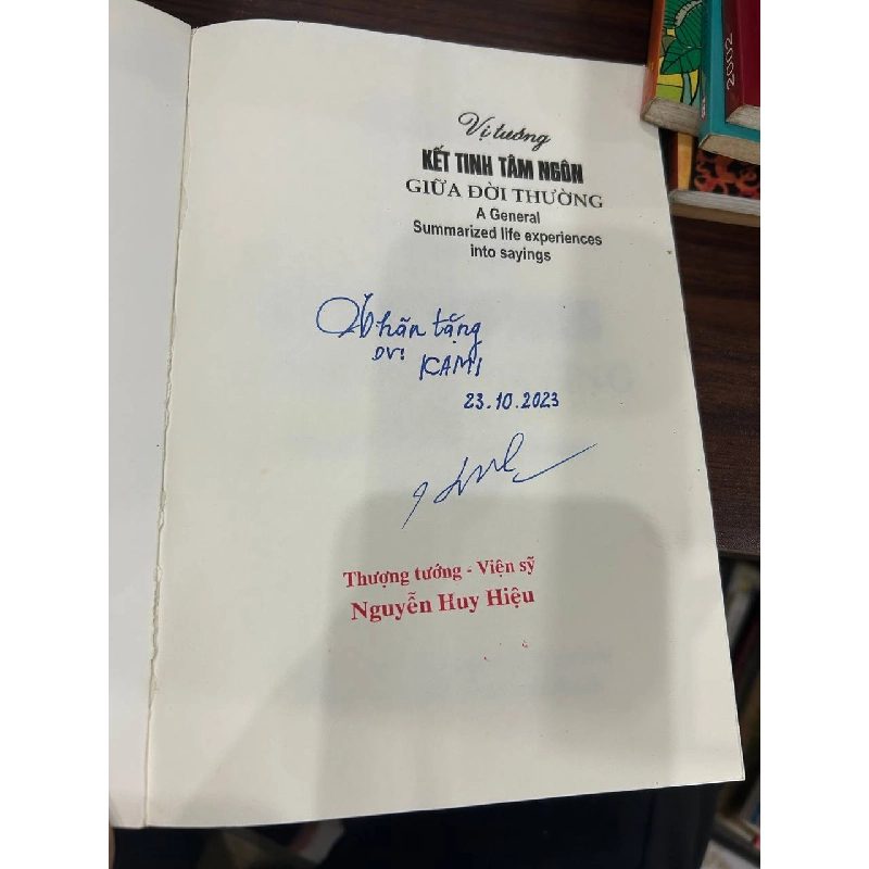 Vị Tướng Kết Tinh Tâm Ngôn Giữa Đời Thường - Khánh Phương 932050