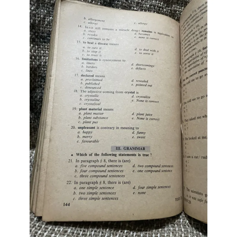 Trắc nghiệm Anh văn 12 A&B, sách tiếng anh trước 75 1010004