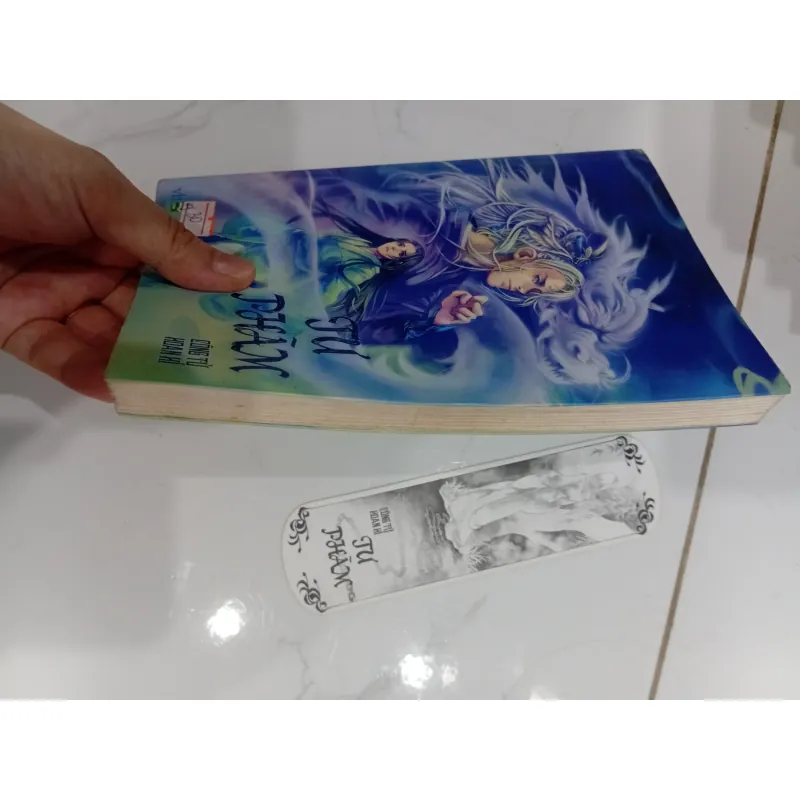 Sách Tư Phàm 1005585