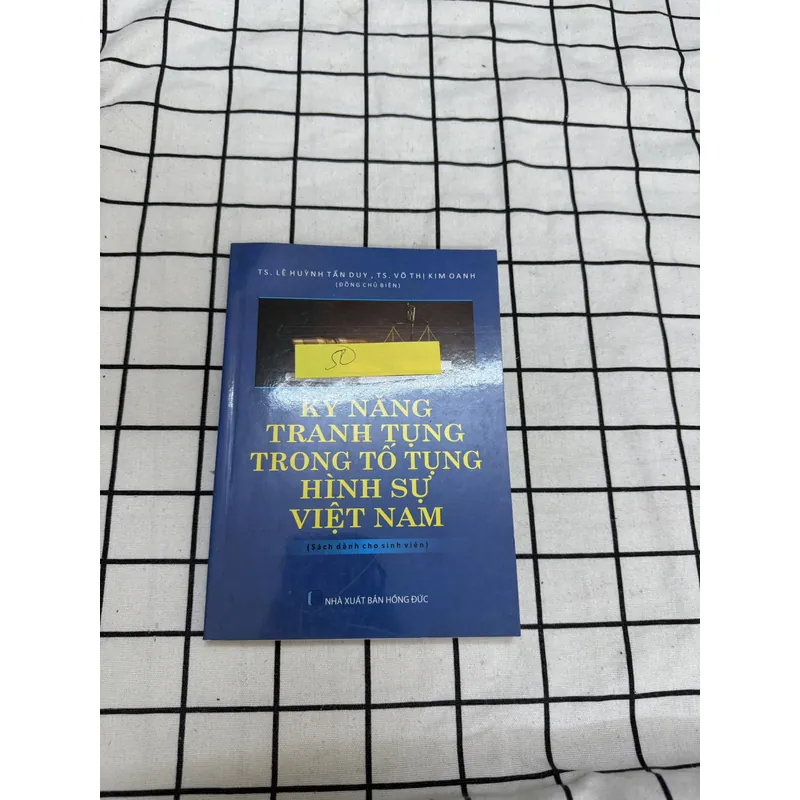 Kỹ năng tranh tụng trong tố tụng hình sự Việt Nam  656281