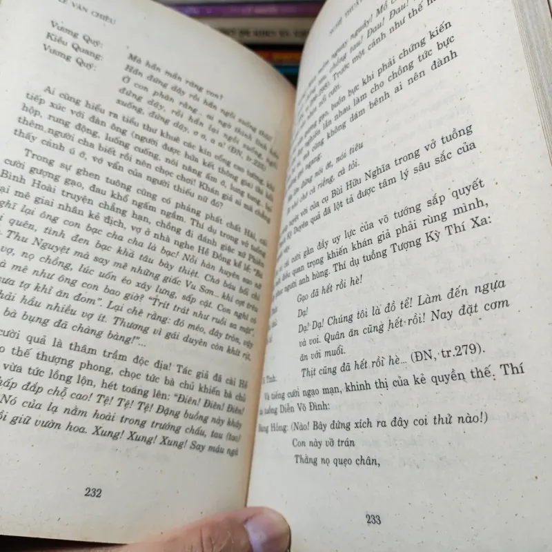 Nghệ Thuật Sân Khấu Hát Bội - Lê Văn Chiêu 1018996