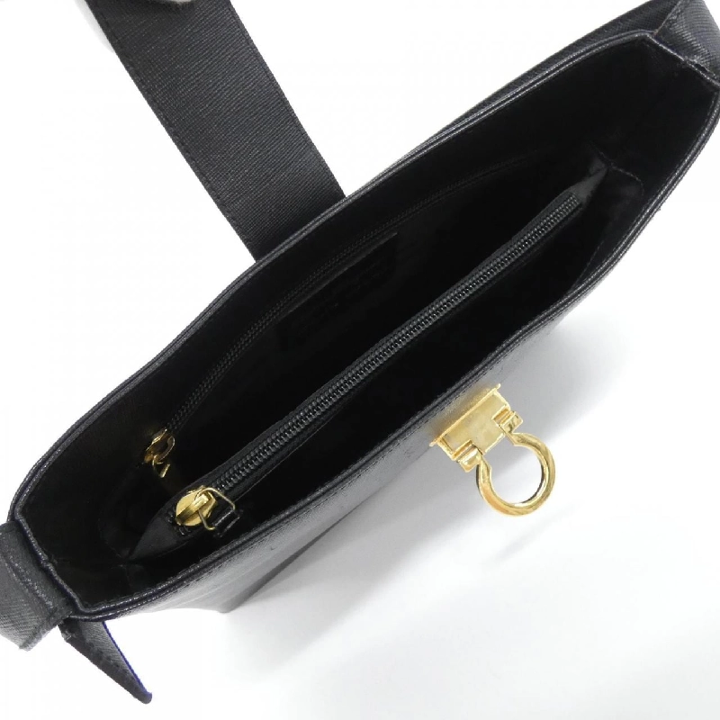 【Vintage】Túi xách vai Salvatore Ferragamo 21 0702 609582
