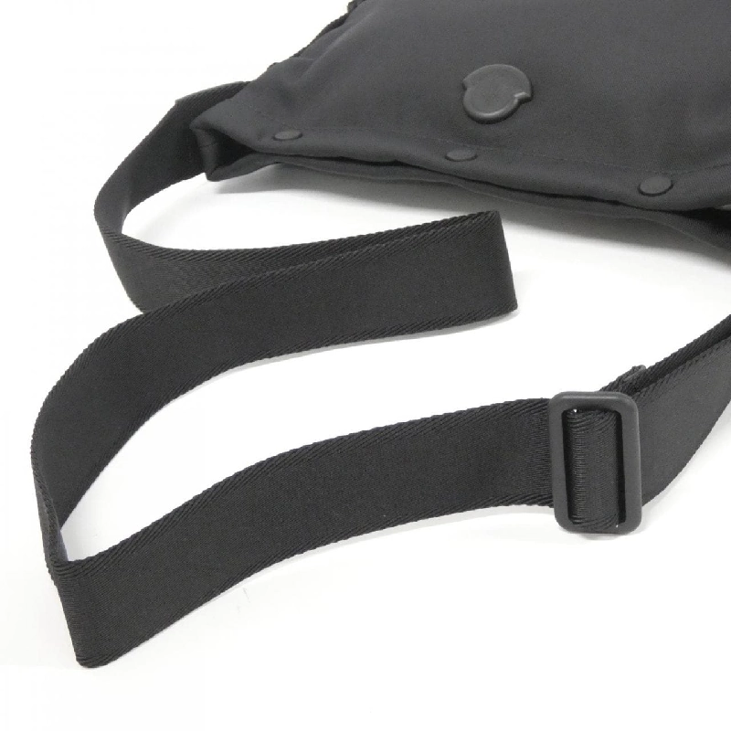 MONCLER NEW TECH CROSSBODY 5L00001 M7835 Túi đeo chéo - Hàng hiệu Chính hãng 768143