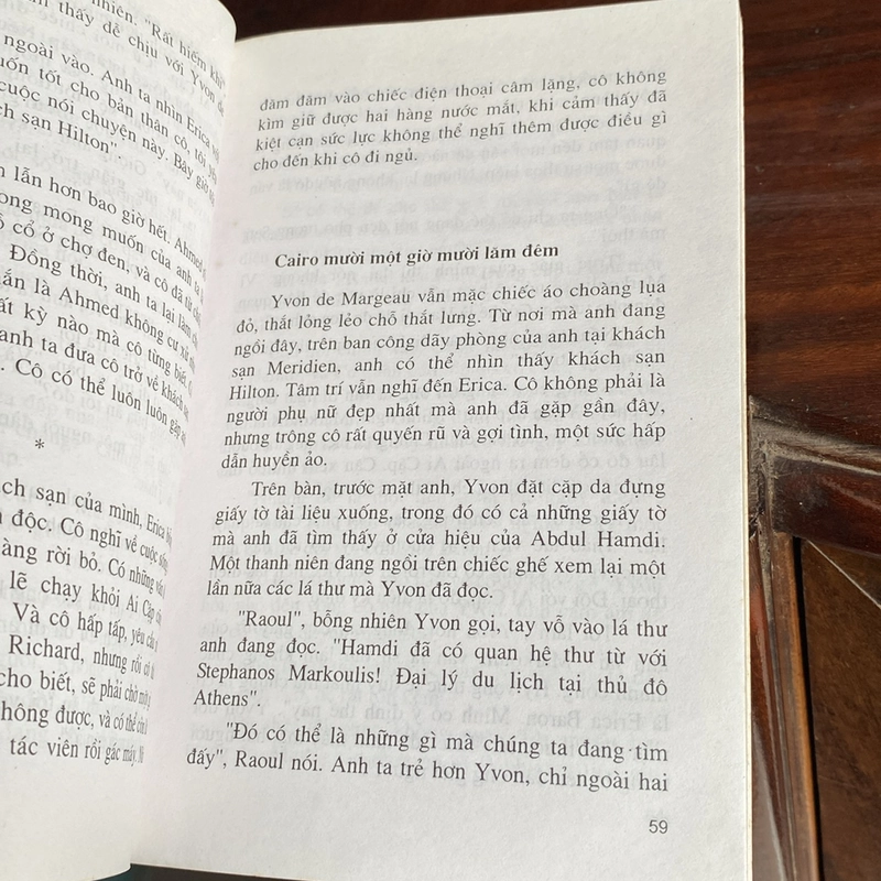 BÍ MẬT NGÔI MỘ CỔ, ROBIN COOK (XB 2004) 502292