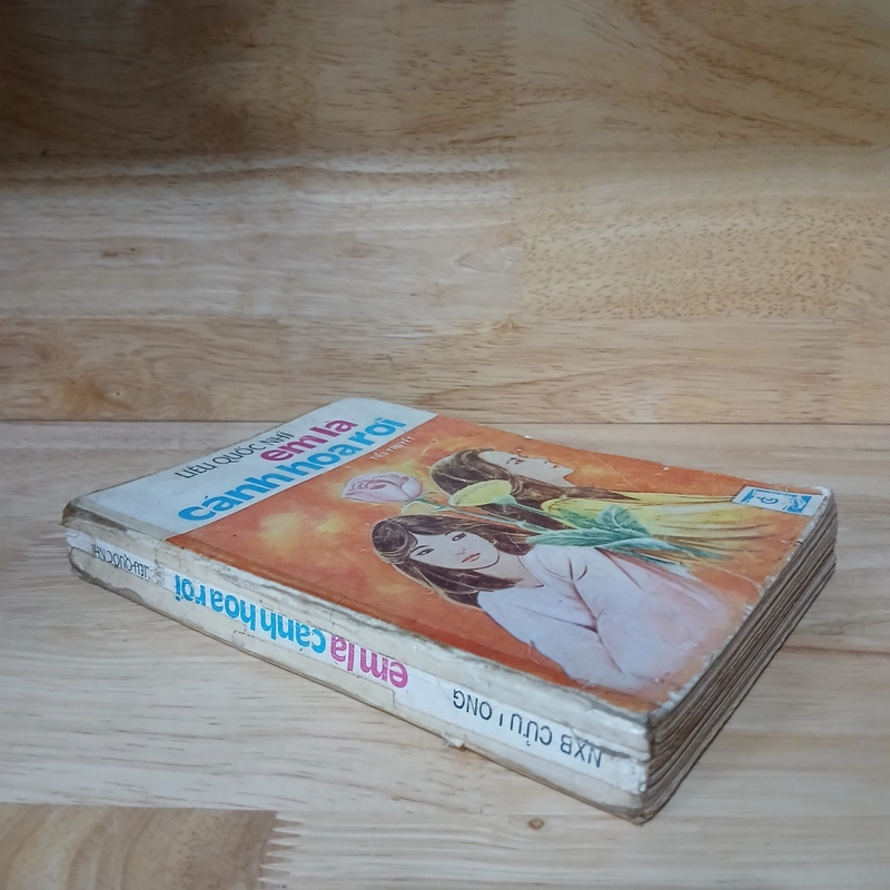Em Là Cánh Hoa Rơi (Xb 1991) - Liêu Quốc Nhĩ 507670