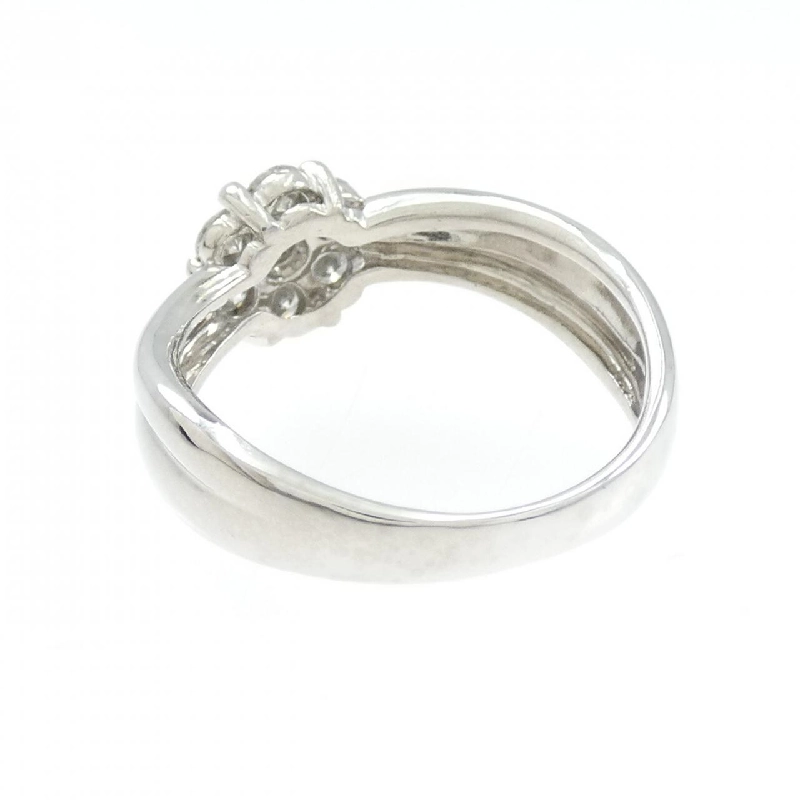 Nhẫn kim cương hoa PT900 0.45CT 670528