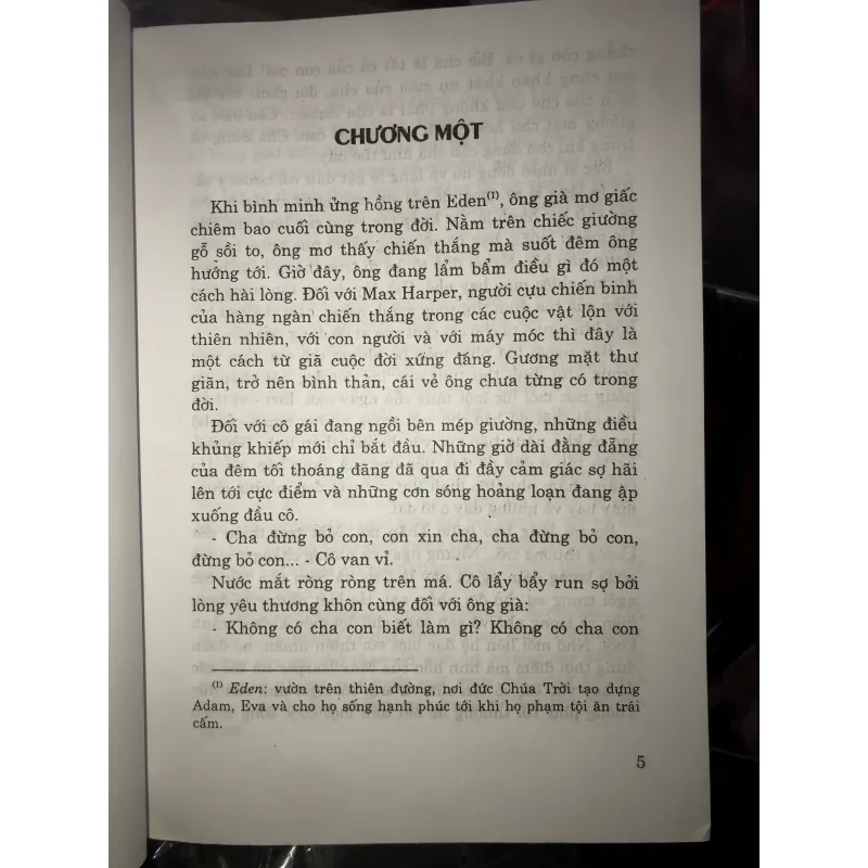 Trở về E Den - Rosalind Miles 1024999