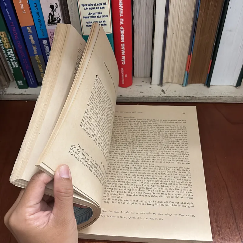 II Sách Xưa: Hùng Vương Dựng Nước (Tập 4) - 1973 631055