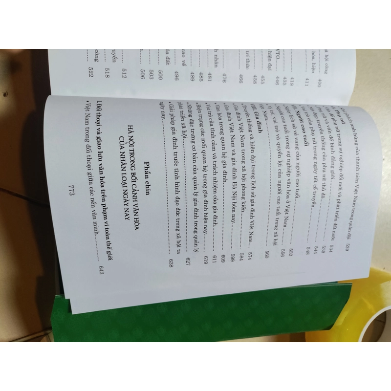 Văn hiến thăng long 2 tập ( tập 2+ tập 3) 526449