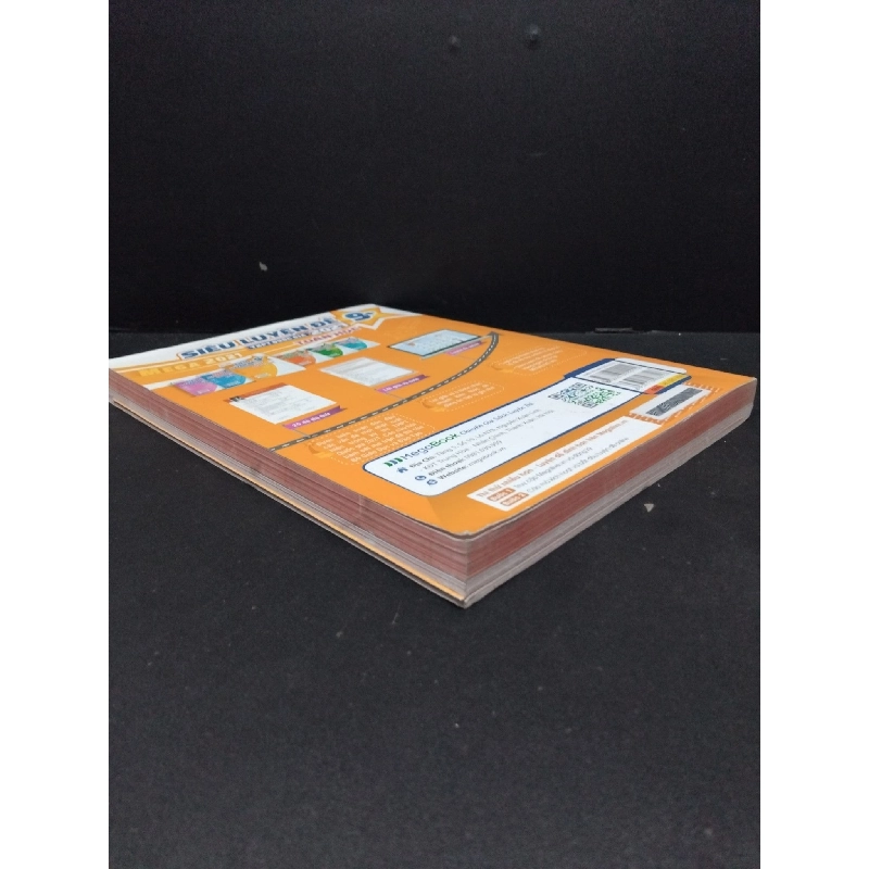 Mega 2021 siêu luyện đề 9+ THPT Quốc gia 2021 toán học (tặng kèm bảng công thức) mới 90% bẩn nhẹ 2020 HCM2608 Nguyễn Xuân Nam GIÁO TRÌNH, CHUYÊN MÔN 916721