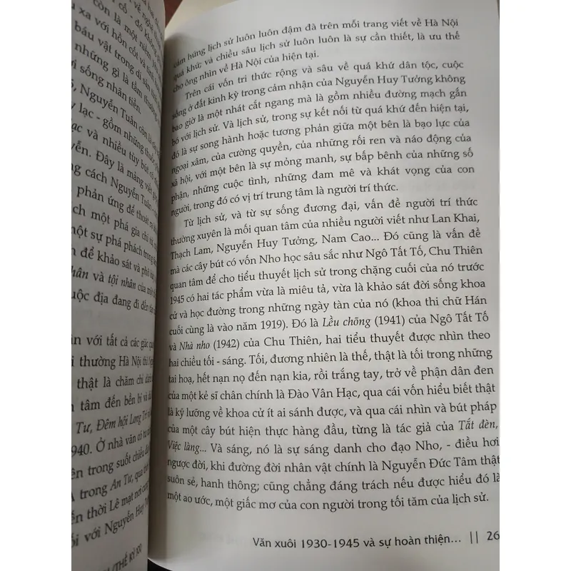 PHÁC THẢO VĂN HỌC VIỆT NAM HIỆN ĐẠI (THẾ KỶ XX) - PHONG LÊ 726925