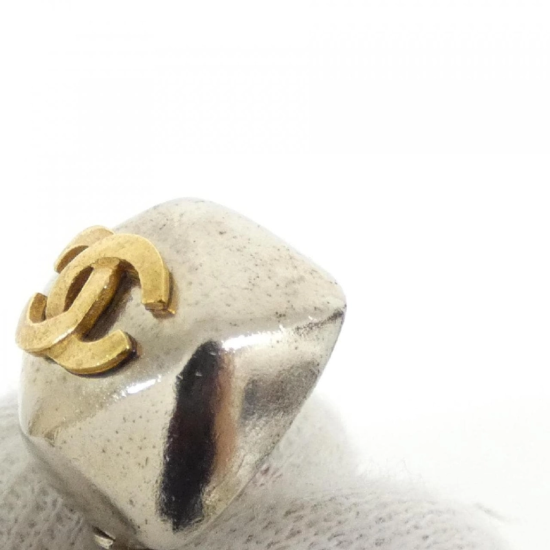 【Cổ điển】Bông tai Chanel 625217