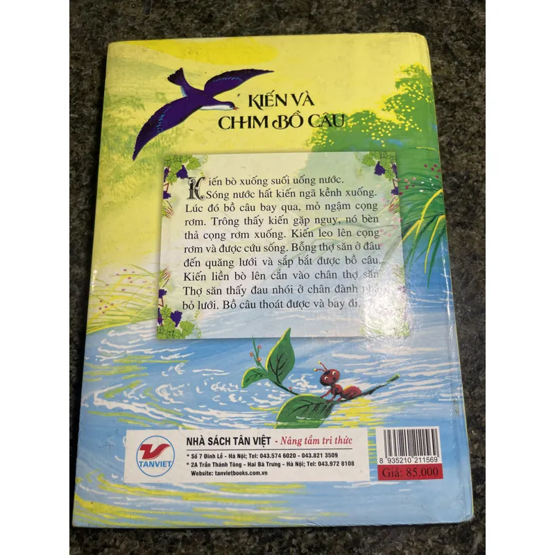 Kiến và chim bồ câu Lep Tonxtoi bìa cứng 706074