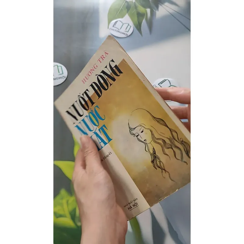 [XƯA] Nuốt Dòng Nước Mắt (1991) - Hương Trà 776051