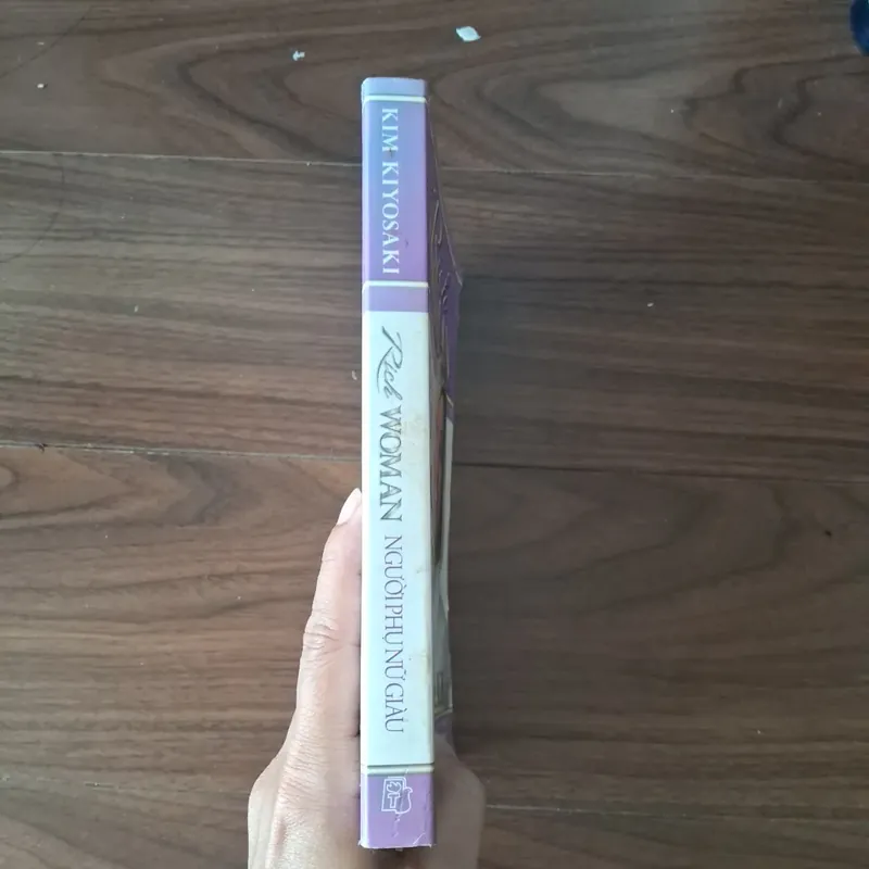 Người phụ nữ giàu, kiểm soát đồng tiền, quản lý cuộc đời 557747