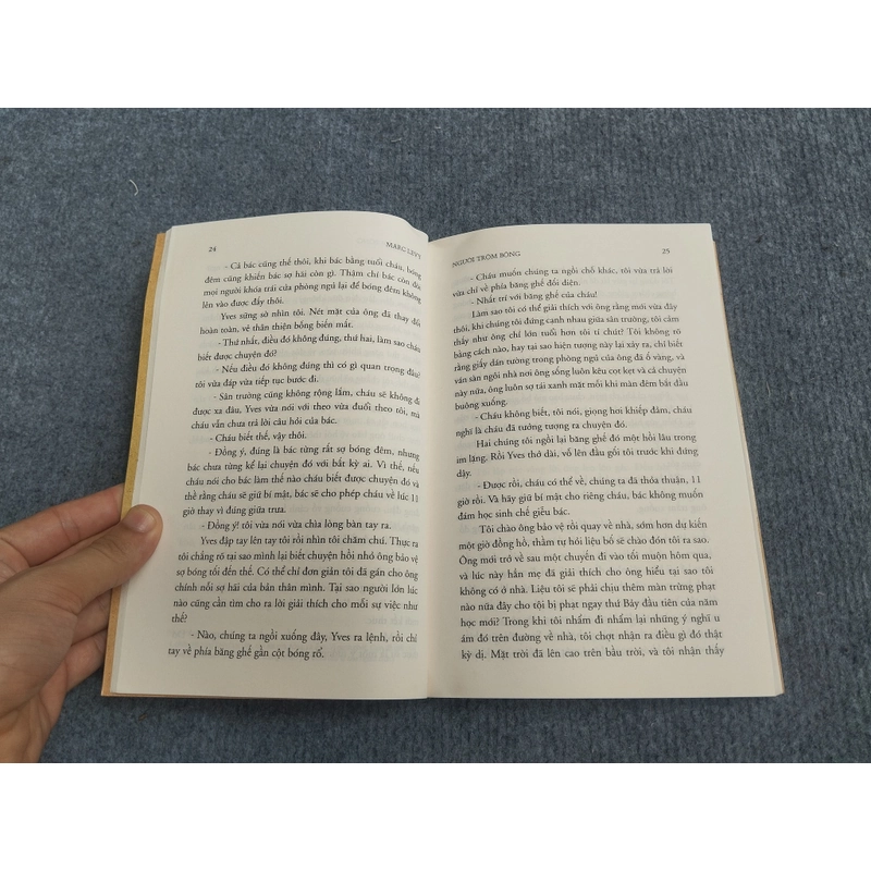 NGƯỜI TRỘM BÓNG - MARC LEVY 472256