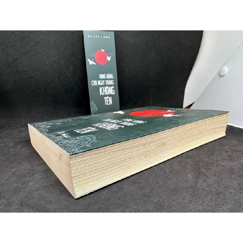 Bông Hồng cho ngày tháng không tên Hoàng Long New 90% SBM1705 450535