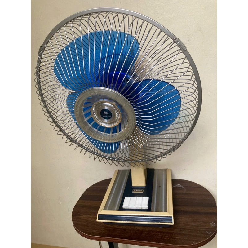 Quạt bàn  Nhật Sanyo 2 đường băng cổ cánh đẹp 473191