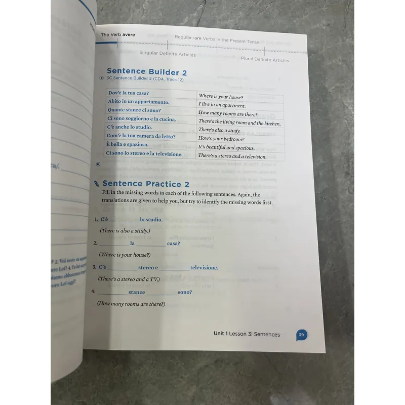 LIVING LANGUAGE ITALIAN (NGÔN NGỮ ĐỜI SỐNG - TIẾNG Ý) 927101