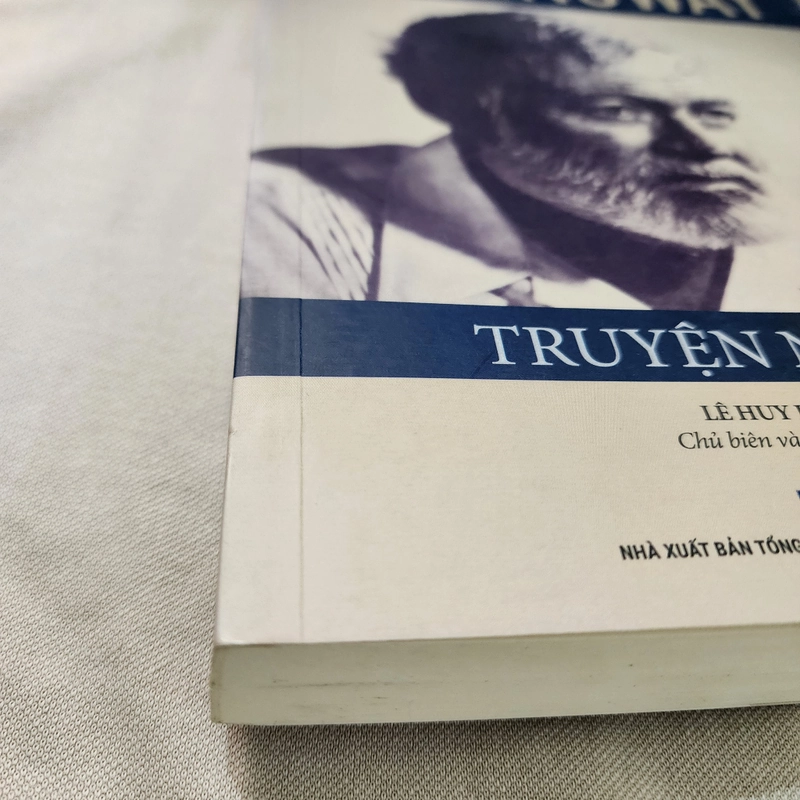 Esnet Hemingway truyện ngắn  456004