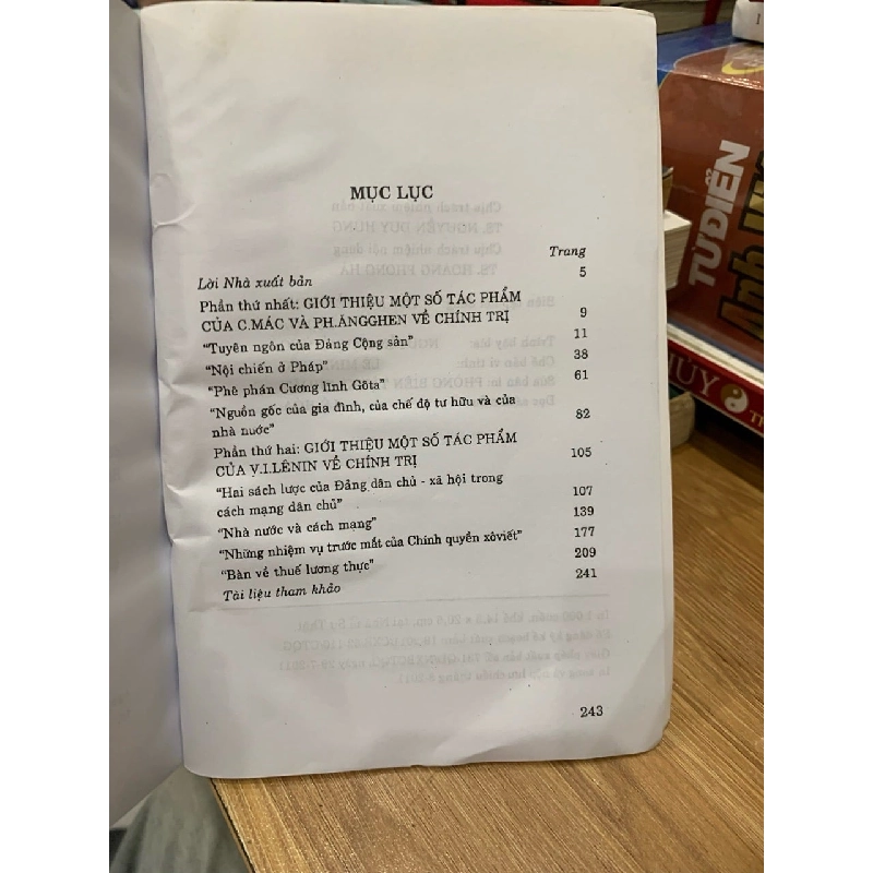 Giới thiệu một số tác phẩm của C.Mác ,PH.Ăngghen và V.I.Lênnin về chính trị 744948