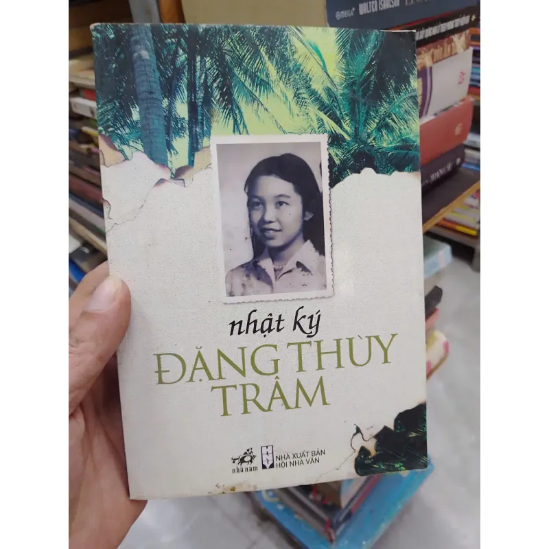 sách Nhật ký Đặng Thùy Trâm  (B1) 701609