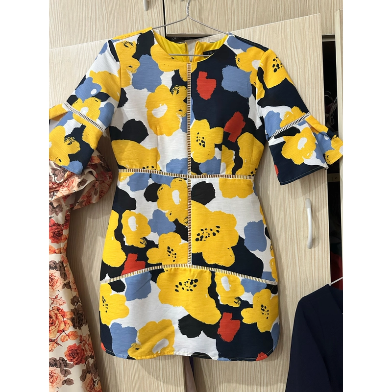 Váy sz S như mới 455743