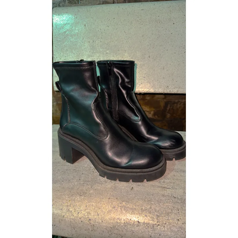 Boots cổ cao cho nữ 792460