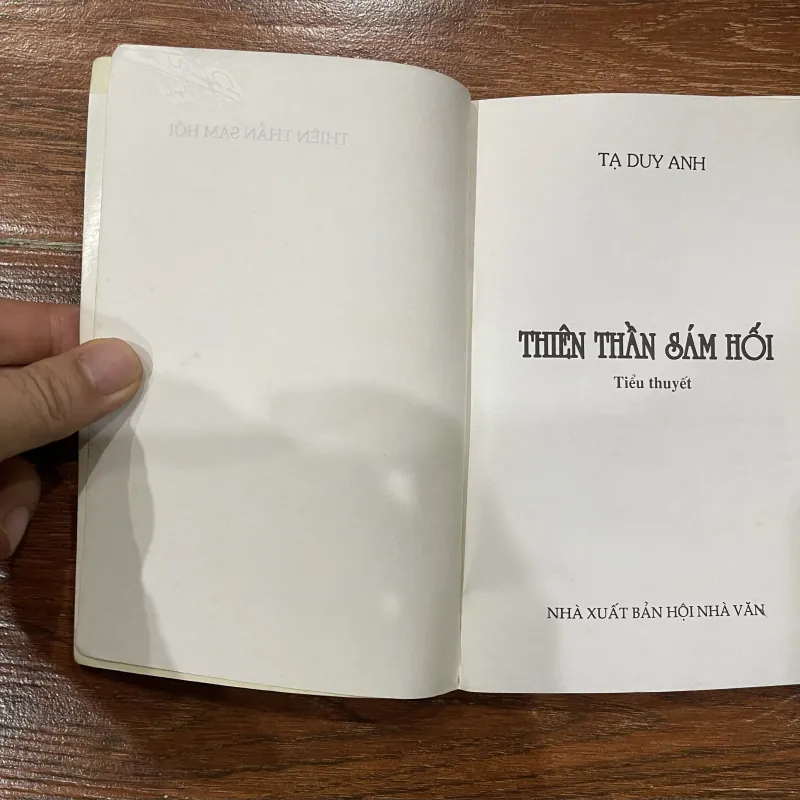 Thiên thần sám hối - Tạ Duy Anh  (k1) 779476