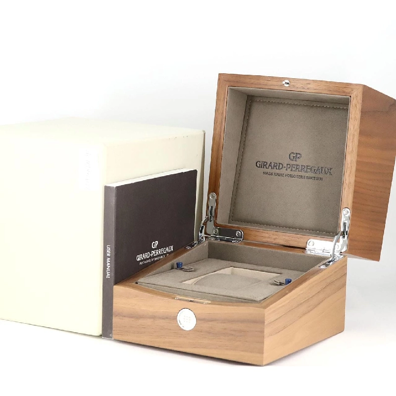 Girard-Perregaux Laureato/D PG 80189 PG･RG Quartz - Hàng hiệu Authentic 875149