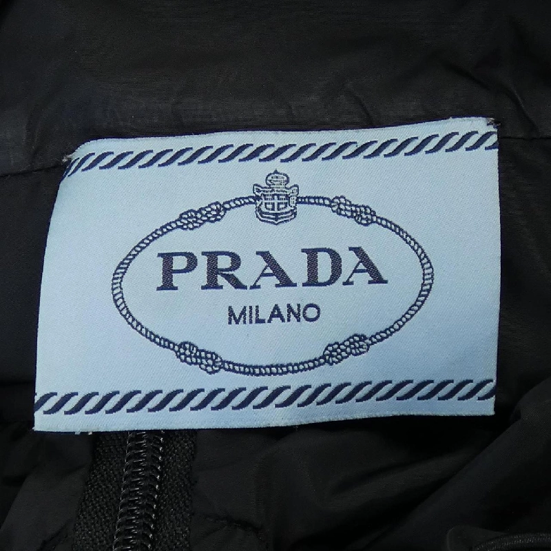 Áo khoác PRADA - Hàng hiệu Chính hãng 825496