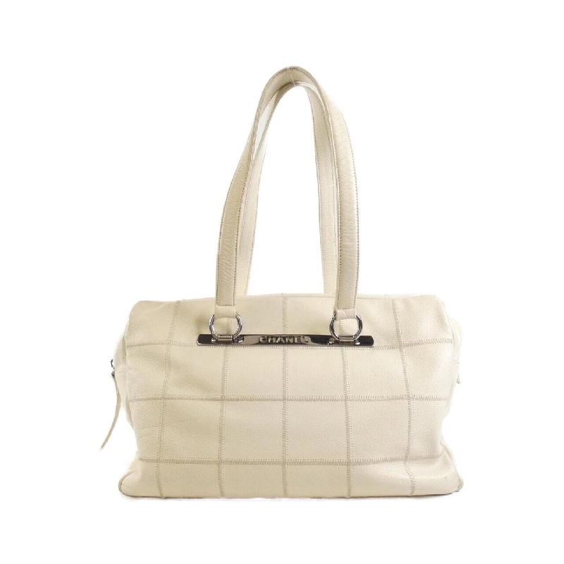 Túi xách chéo Chanel 28024 613474