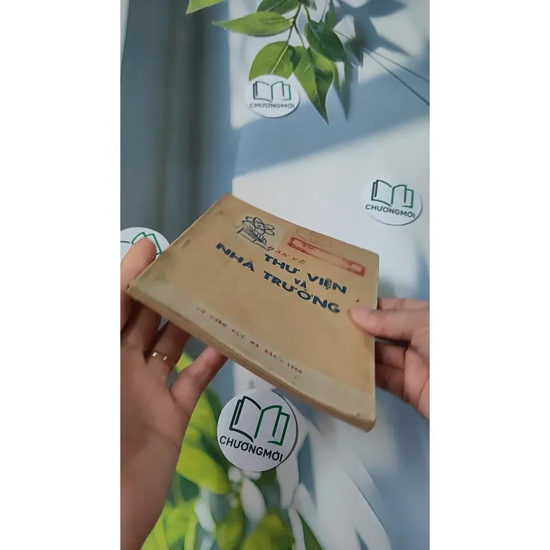 [XƯA] Bàn Về Thư Viện Và Nhà Trường (1986) - Văn Hải 775986