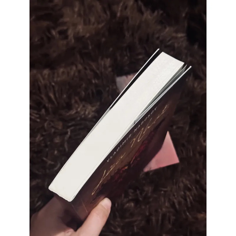Lửa nhạt - Nabokov 783877