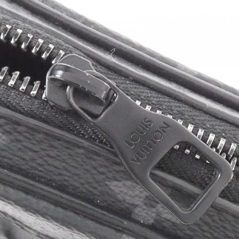 Túi xách Louis Vuitton Monogram Eclipse Pochette Volga M68321 614476