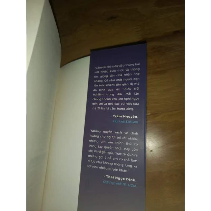 Tuổi Trẻ Đáng Giá Bao Nhiêu - Rosie Nguyễn 738207