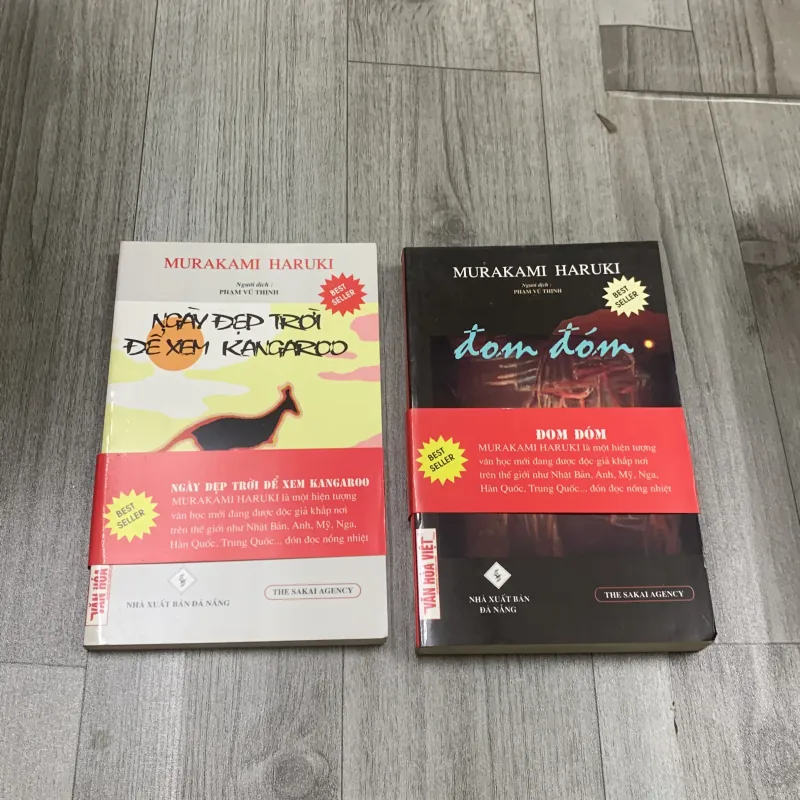Đom đóm, ngày đẹp trời để xem kangaroo - haruki murakami. Combo 2c. 5b2 1012785