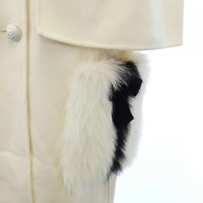 FENDI FF8522 W1D Áo khoác - Hàng hiệu Chính hãng 817990