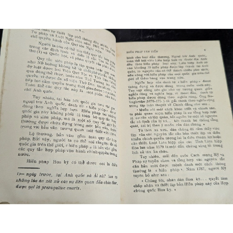Hiến pháp tân tiến - K.C.Wheace ( bản dịch Nguyễn Quang ) 478035