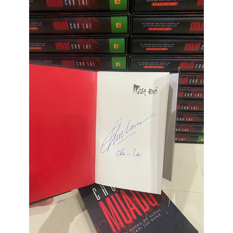 Mưa đỏ - Có chữ ký tươi của tác giả (Bản đặc biệt) 603537