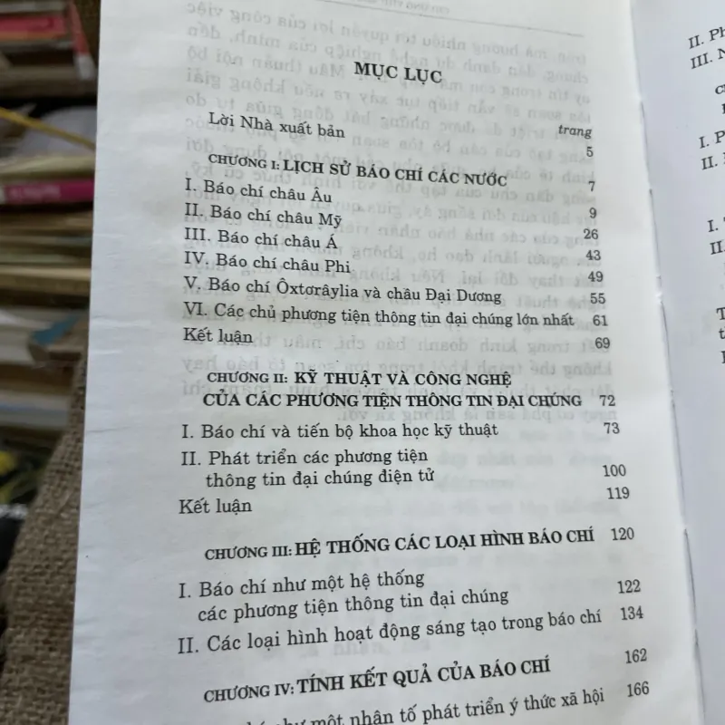 Vôrôsilốp (V. V. Voroshilov)- NGHIỆP VỤ BÁO CHÍ LÝ LUẬN VÀ THỰC TIỄN  999368