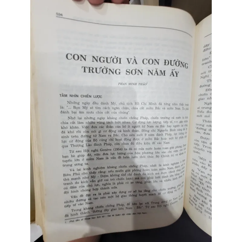 Chung một bóng cờ 596191