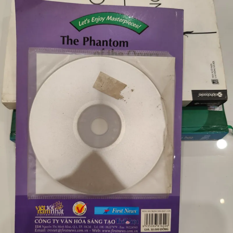 The Phantom of the Opera" (Bóng ma trong nhà hát).kèm đĩa 575087