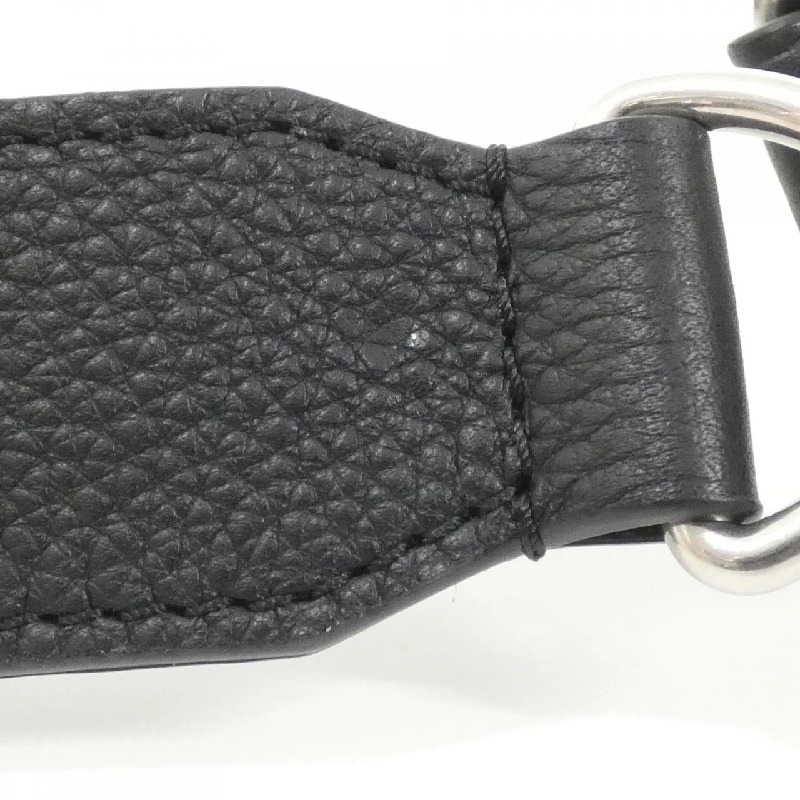 Túi đeo vai Louis Vuitton LV Colorado da bê Soul Trunk EW M11615 608801