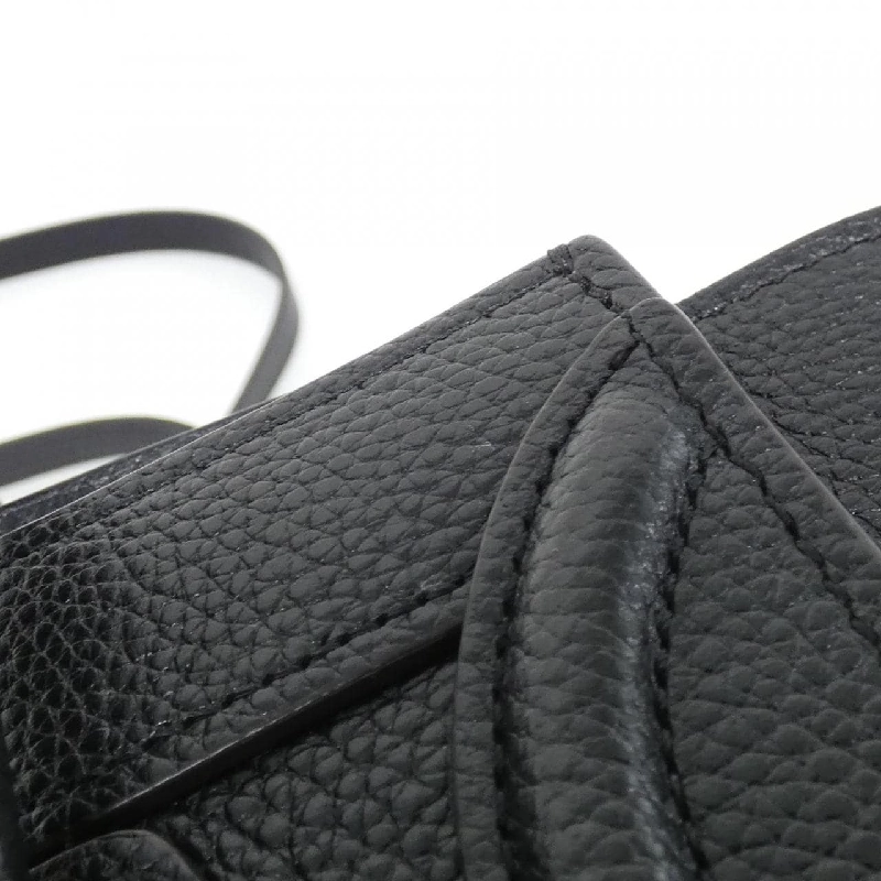 Túi xách Celine Luggage Nano 189243DRU 616972