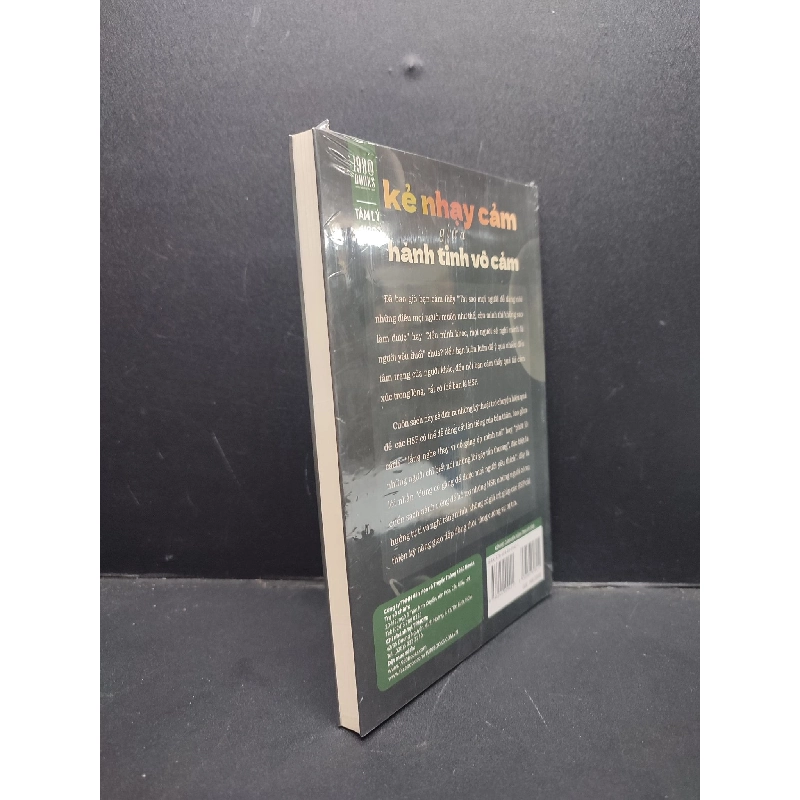 Kẻ Nhạy Cảm Giữa Hành Tinh Vô Cảm mới 100% HCM2606 Naganuma Mutsuo VĂN HỌC 915791