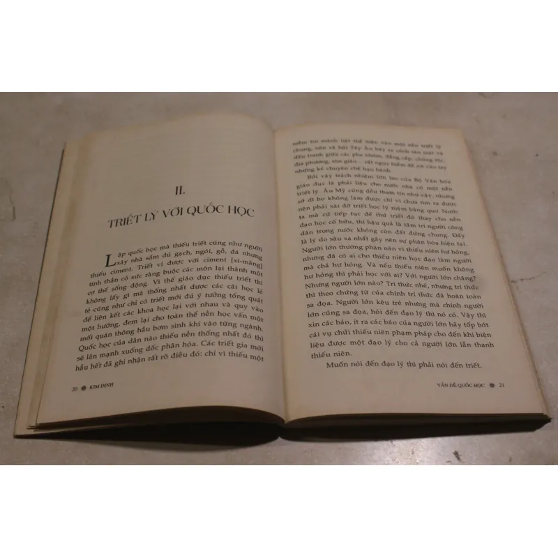 Vấn đề quốc học 972602