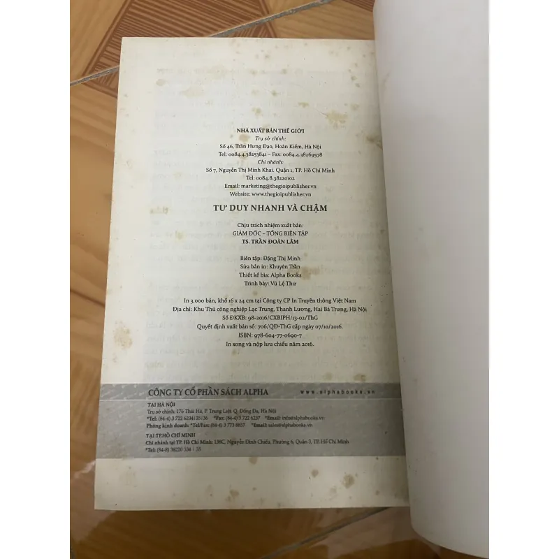 Tu duy nhanh và chậm 990477