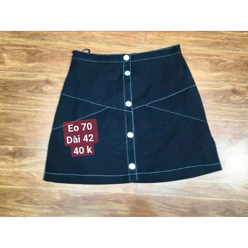 chân váy zin  size s m  539057